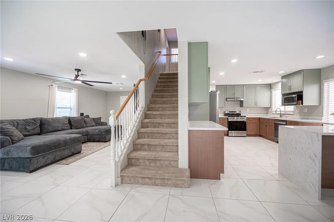 3725 Shanagolden Street — photo 5
