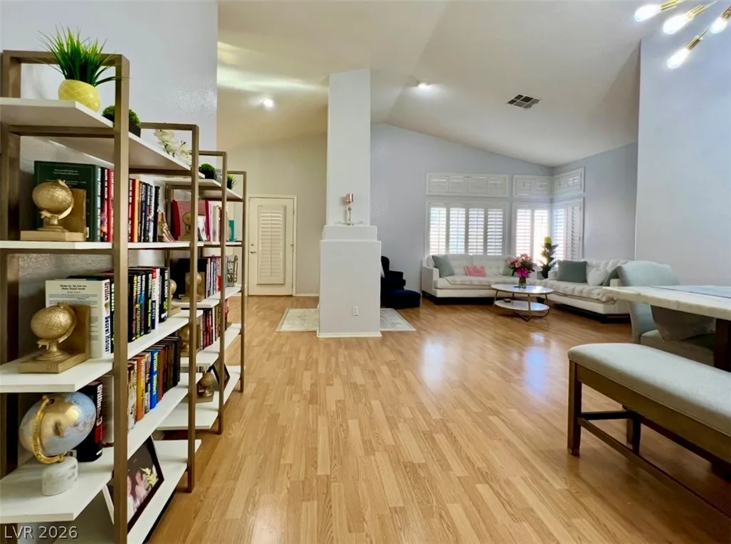 8116 SEDONA SUNSET Drive — photo 4