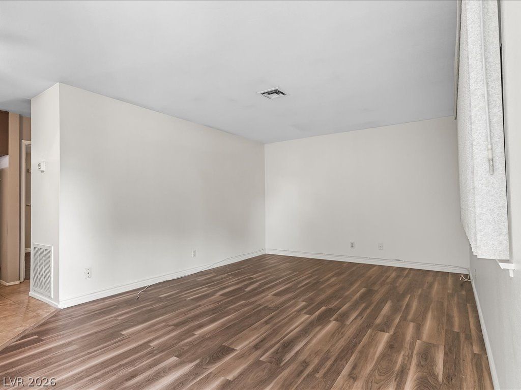 310 Greenbriar Townhouse Way — photo 5