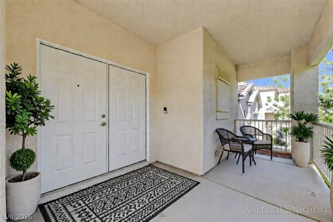 9004 Snowtrack Avenue — photo 2