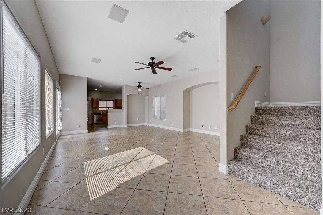 9004 Snowtrack Avenue — photo 4
