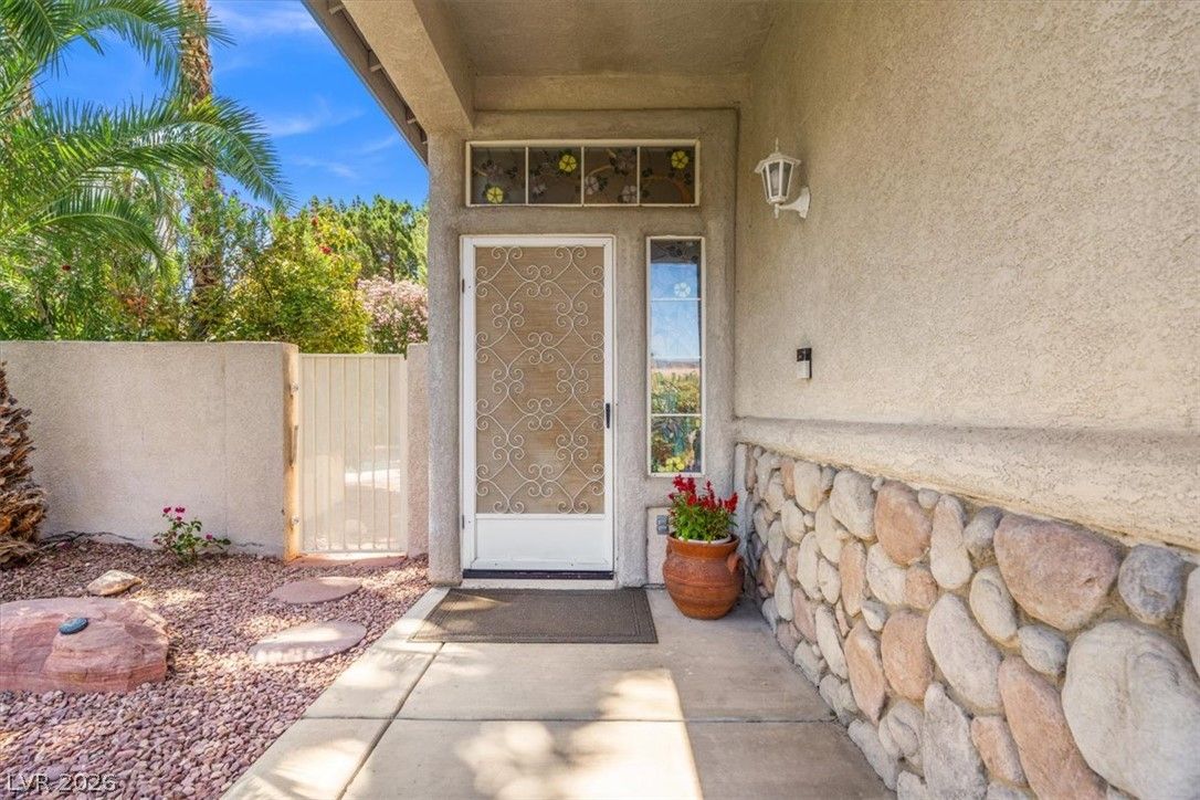 1898 Desert Forest Way — photo 5