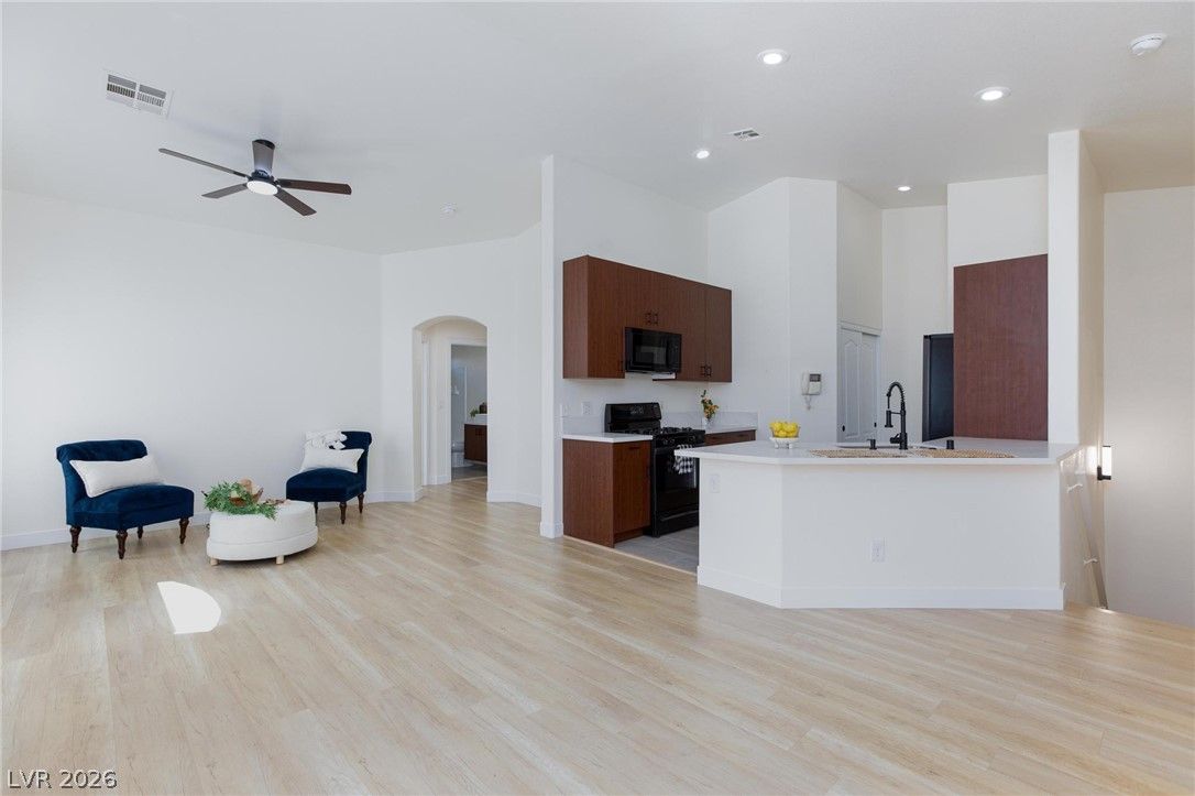 3408 President Pride Place 1 — photo 3