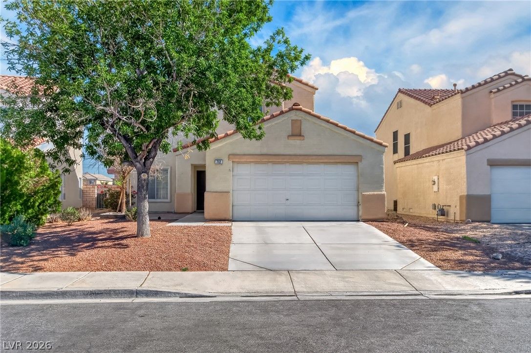 712 Salt Flats Circle — photo 1