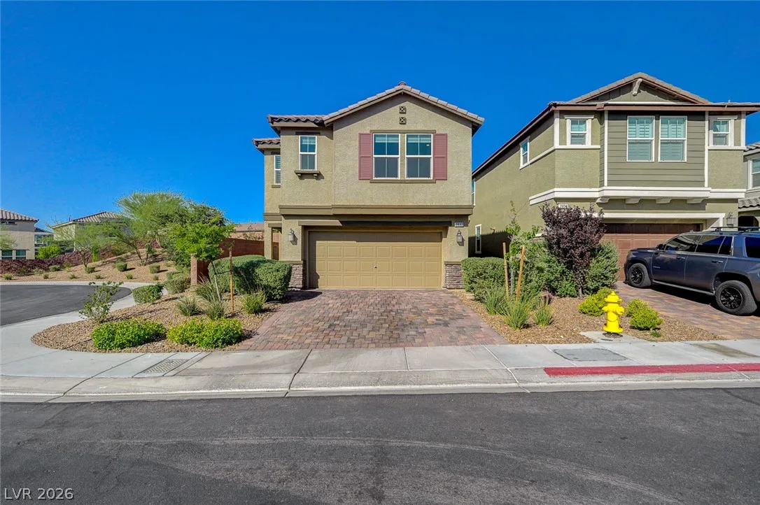 2832 East Rolling Brook Place — photo 2