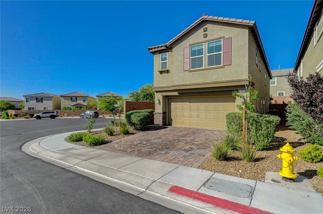 2832 East Rolling Brook Place — photo 4