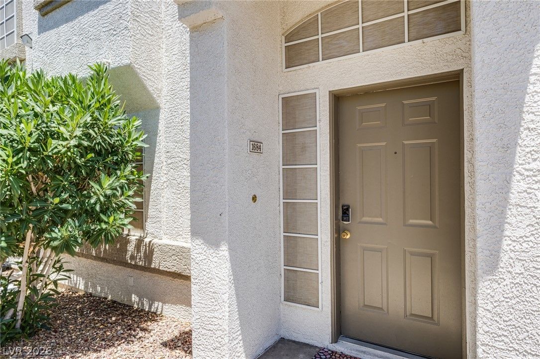 1684 Normandy Way 811 — photo 4