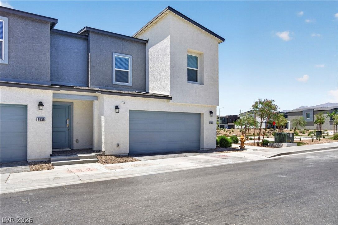 6089 Lily Garden Street — photo 2