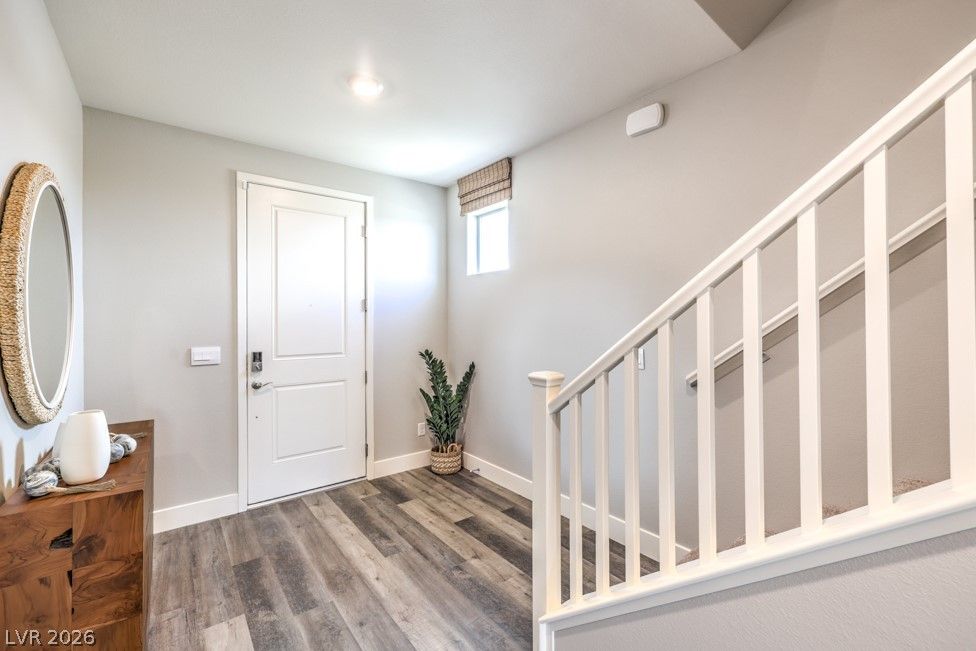 7564 Gage Falls Lane — photo 5