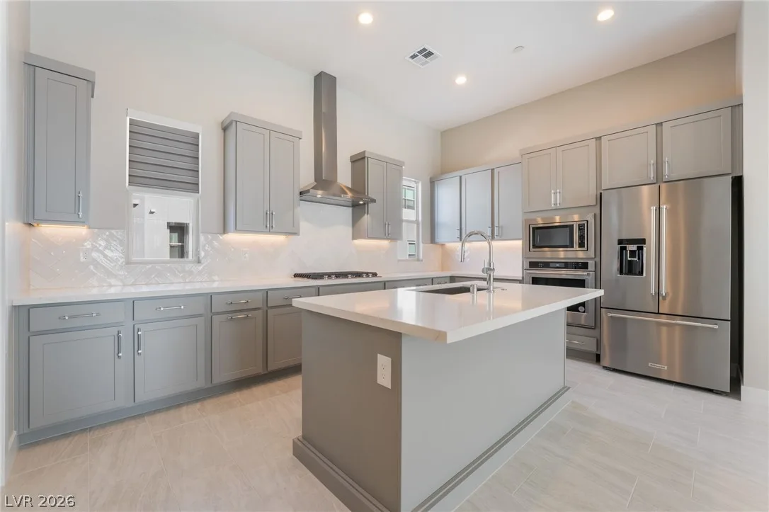 667 Grey Saker Street — photo 3