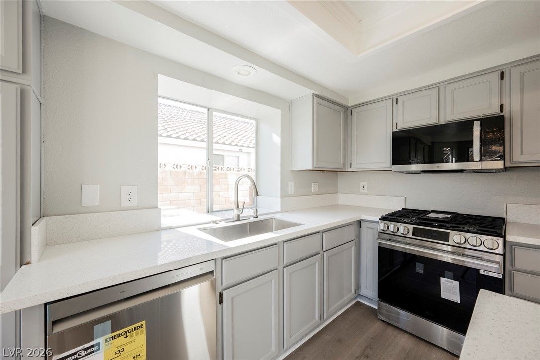 2420 Rice Flower Circle — photo 3