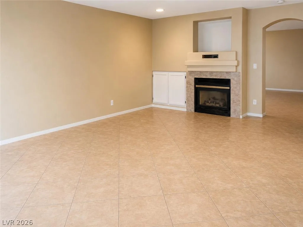8324 OLIVE CANYON Drive — photo 4