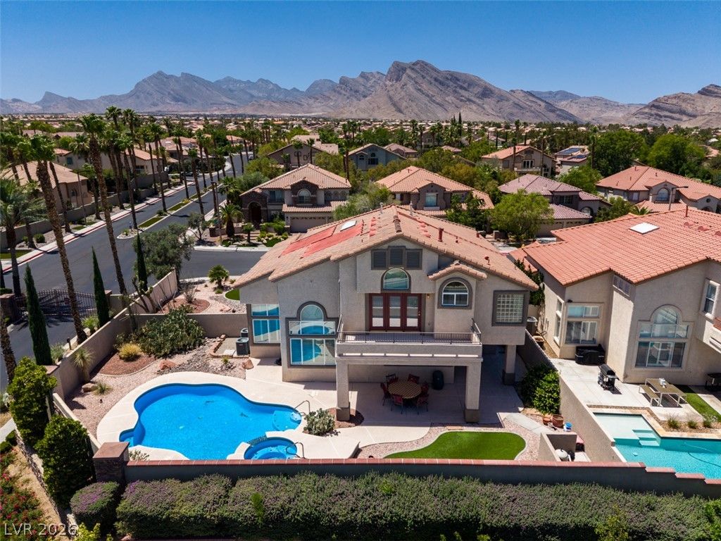 2200 Menifee Court — photo 5 of 45