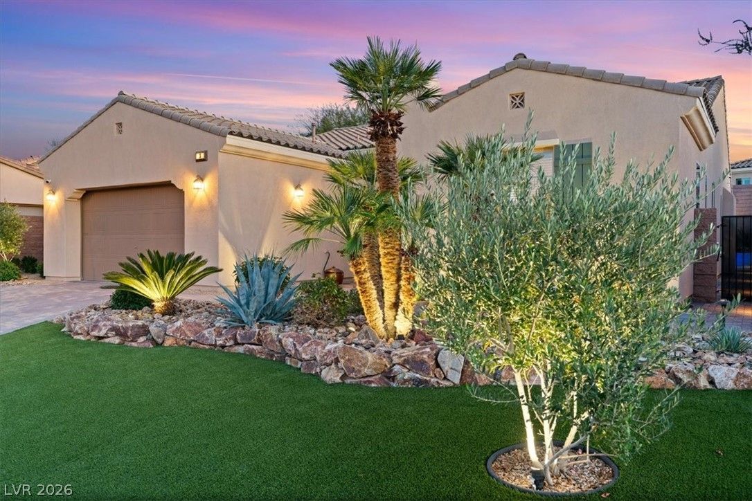 3 Viola Carino Court — photo 3 of 40