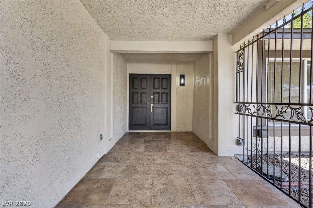 6308 Brea Boulevard — photo 3