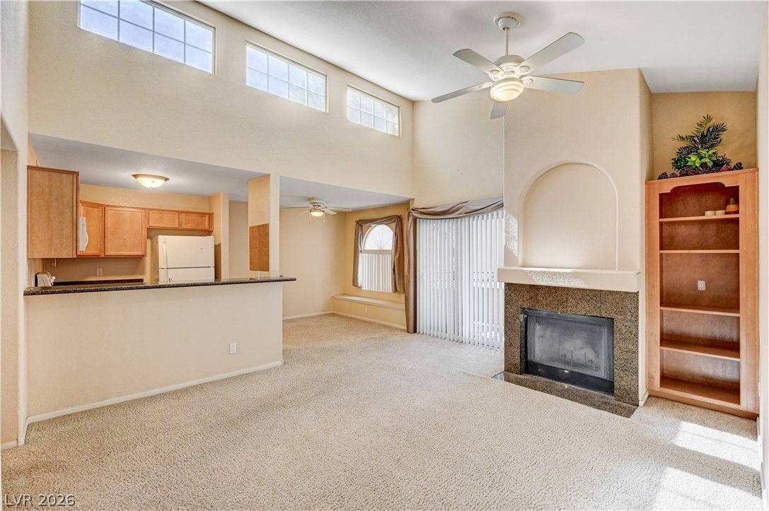 9325 West Desert Inn Road 226 — photo 3