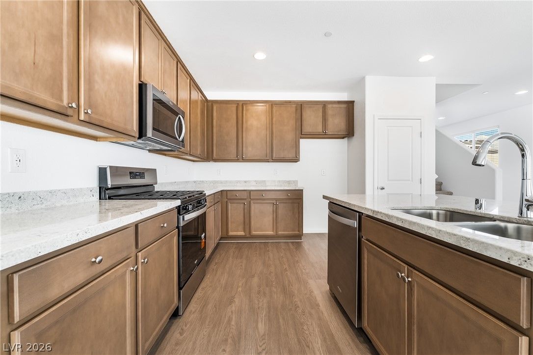 9332 Juniper Shade Street — photo 3 of 27