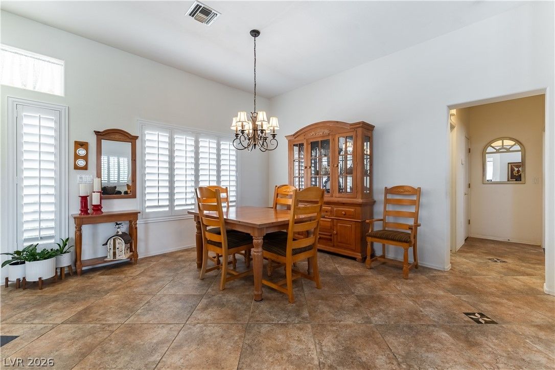 10540 Findlay Avenue — photo 4 of 32