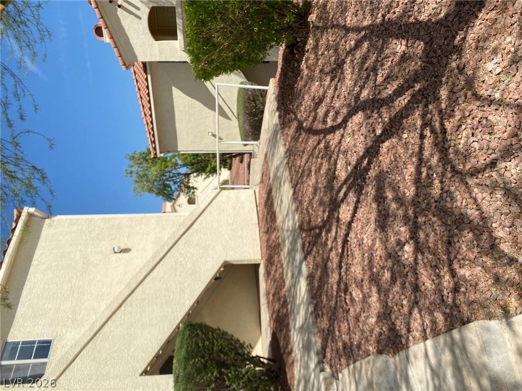 698 South Racetrack Road 1013 — photo 2 of 19