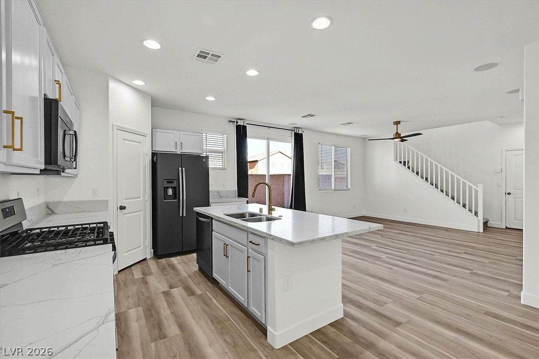 5702 Colbert Street — photo 3
