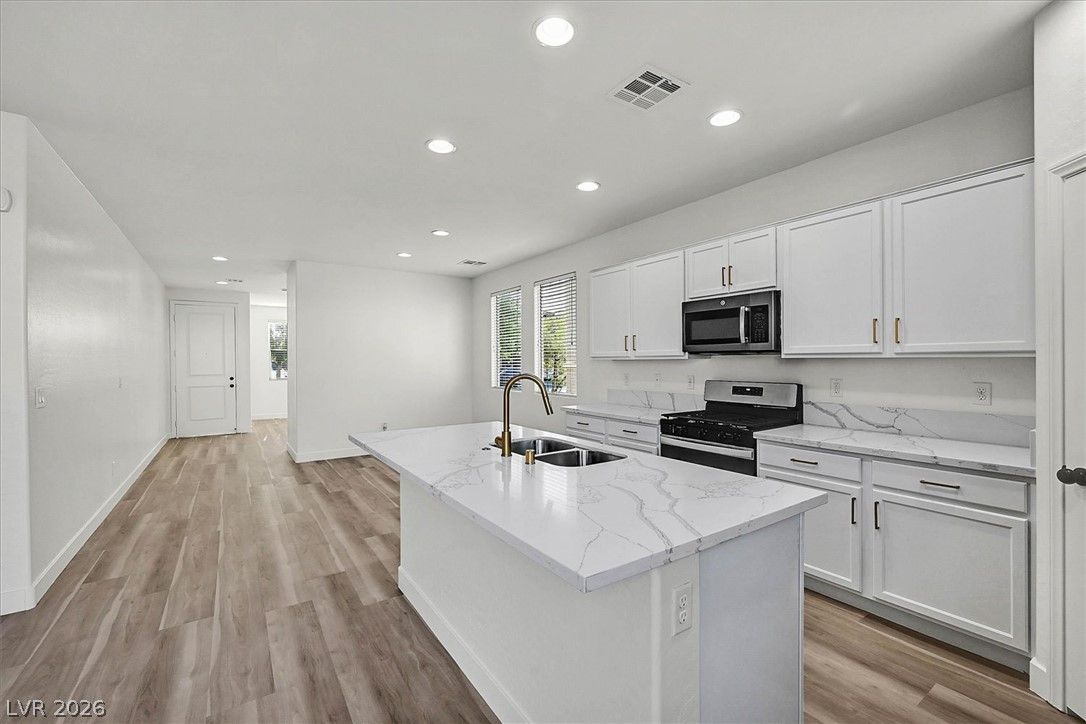 5702 Colbert Street — photo 4