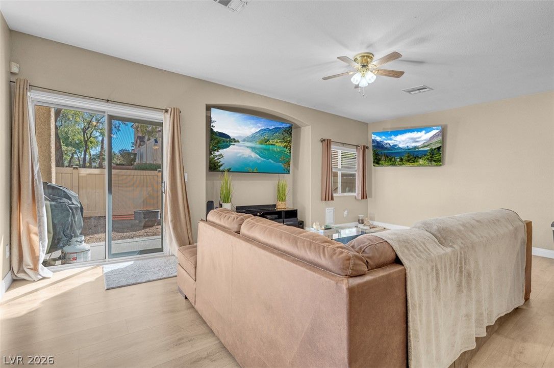 1080 Slate Crossing Lane 3 — photo 3