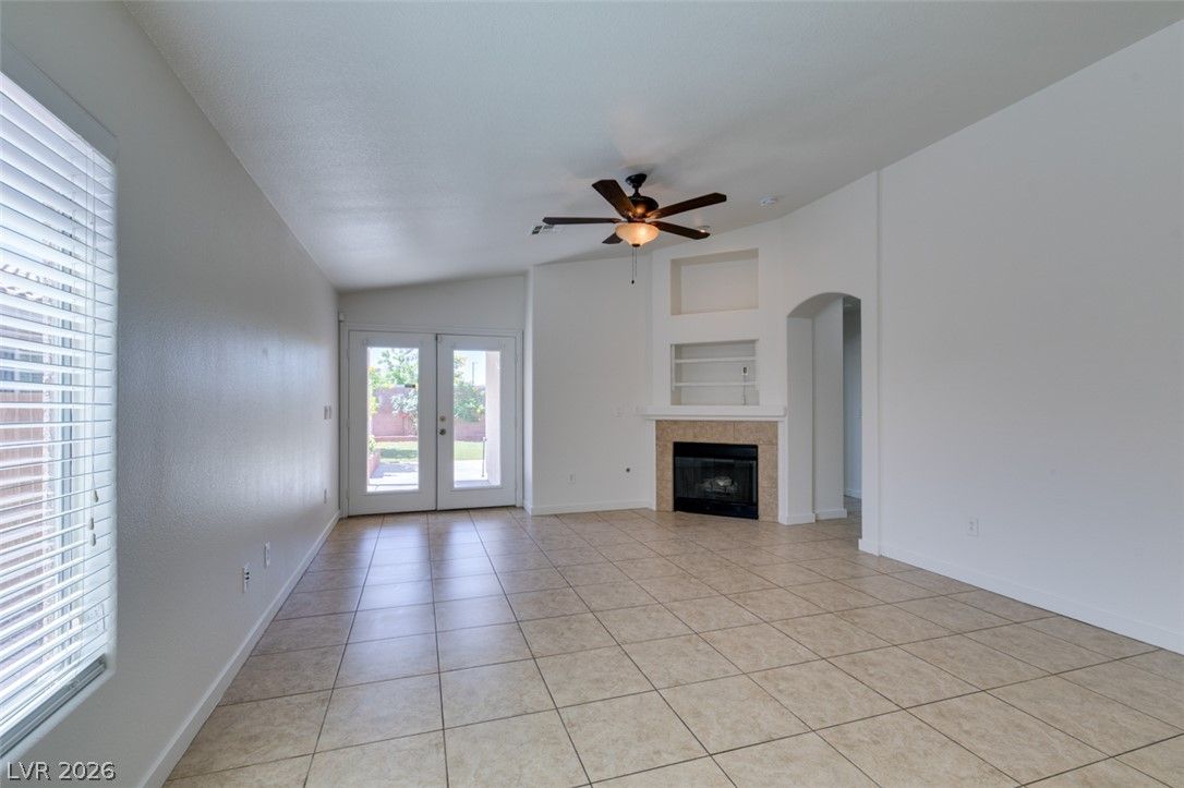 4465 Valley Quail Way — photo 5 of 31