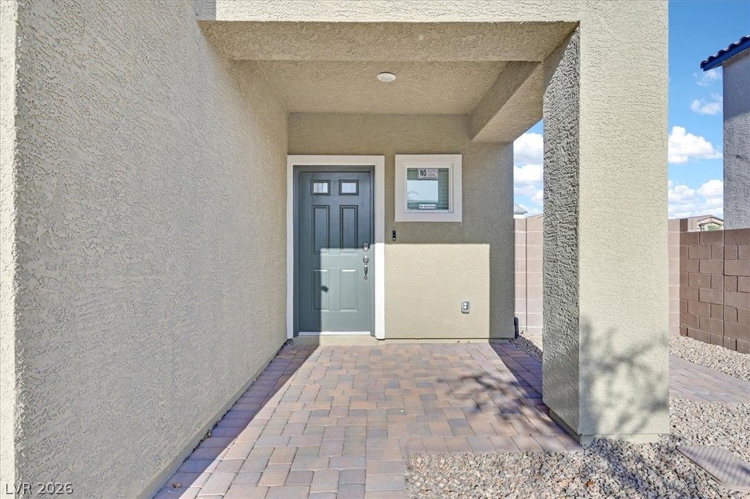 1842 Farah Falls Place — photo 2 of 27