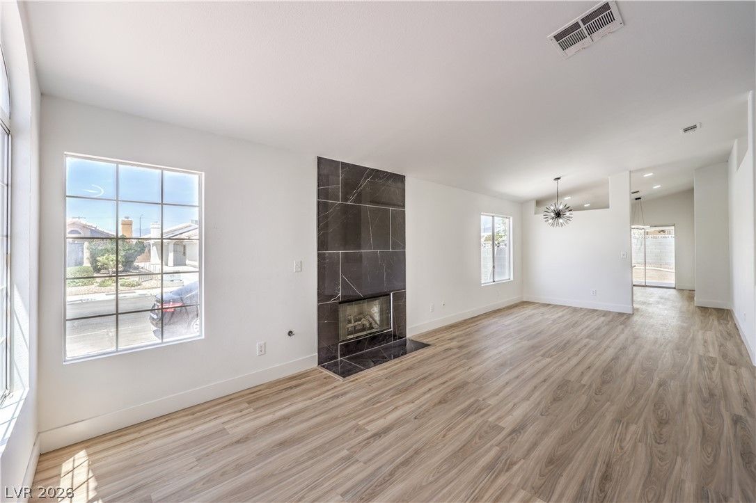 6340 Dallaswood Lane — photo 5