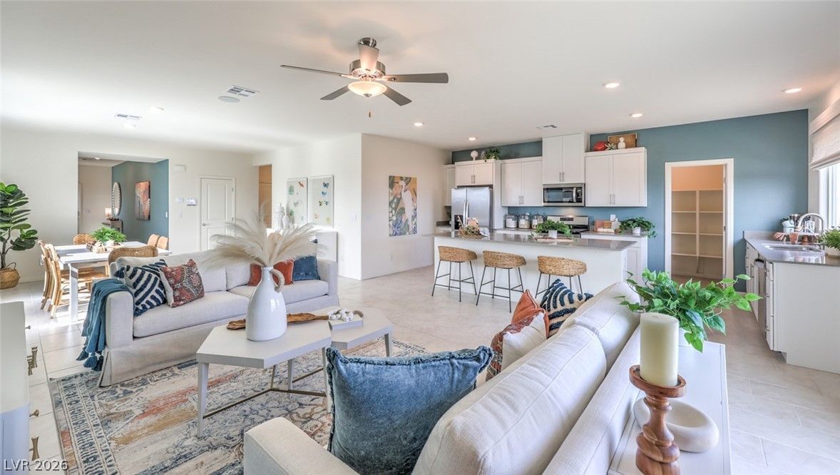 7424 Dominguez Bay Drive — photo 4 of 17