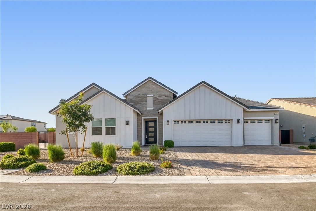 5738 Golden Chase Court — photo 2
