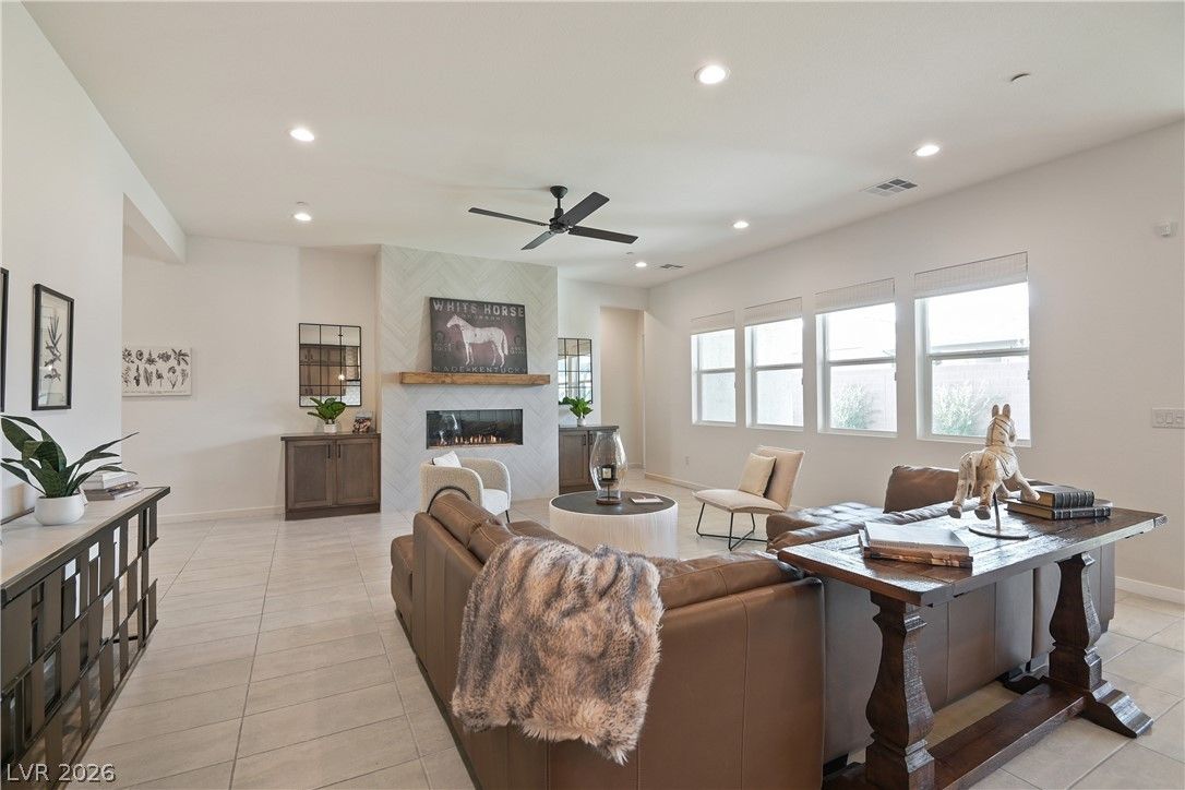 5738 Golden Chase Court — photo 5