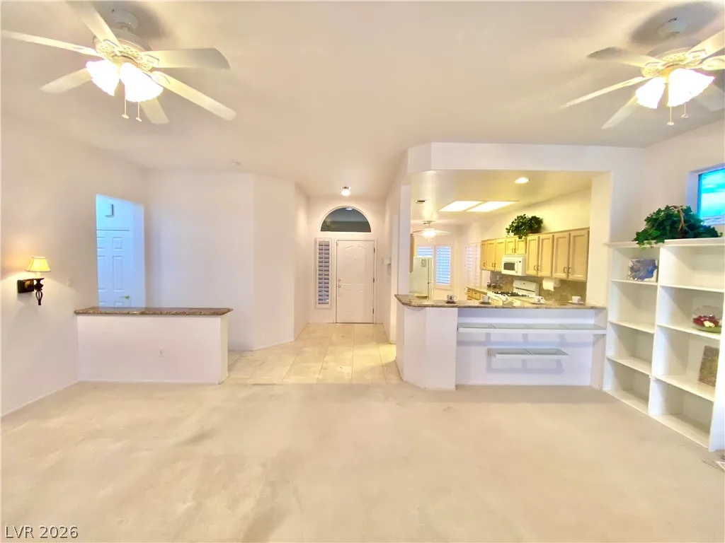 10731 Mission Lakes Avenue — photo 3