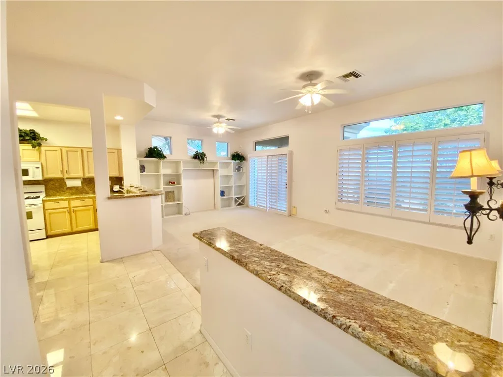 10731 Mission Lakes Avenue — photo 4