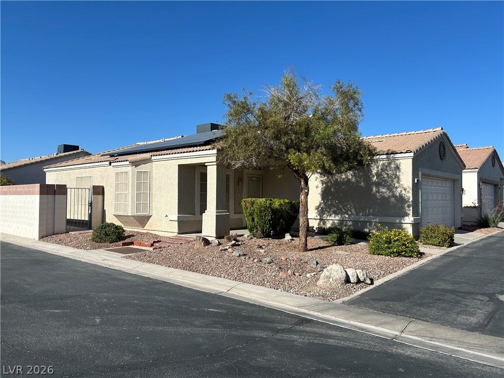 5002 Mascaro Drive — photo 2 of 29