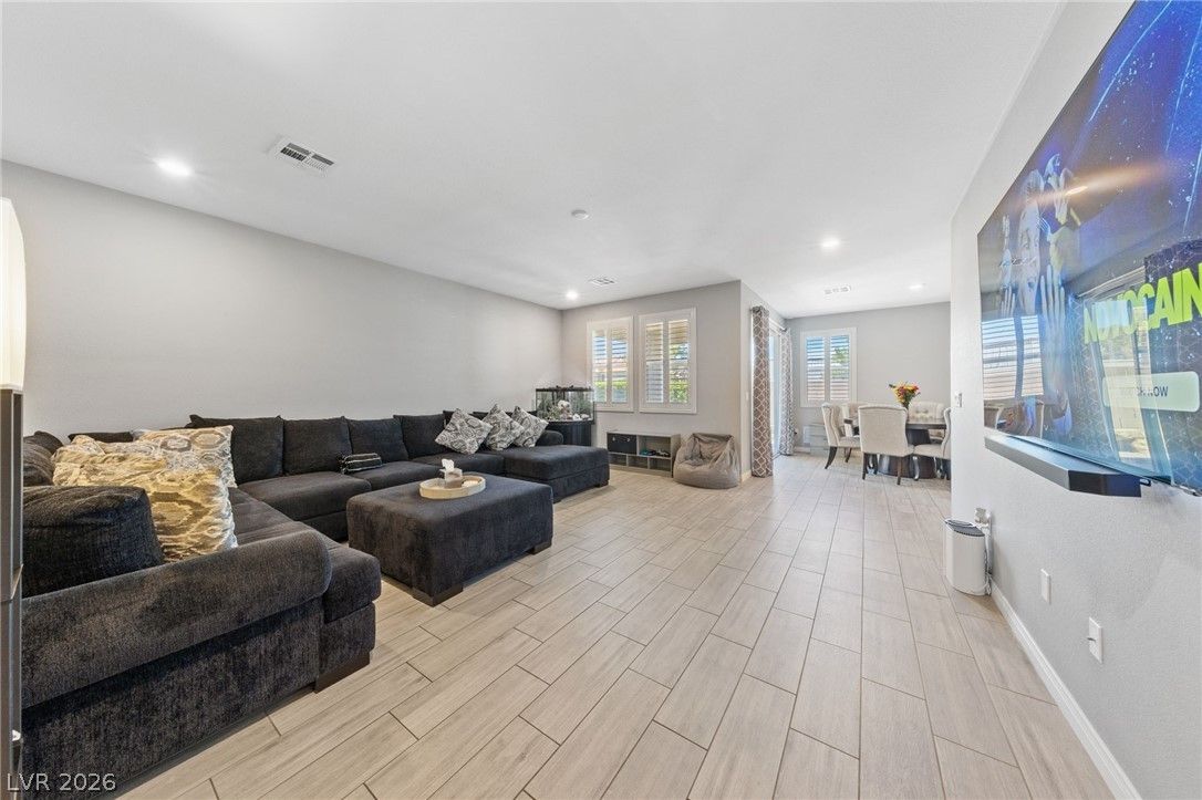 3854 Stadium Avenue — photo 3
