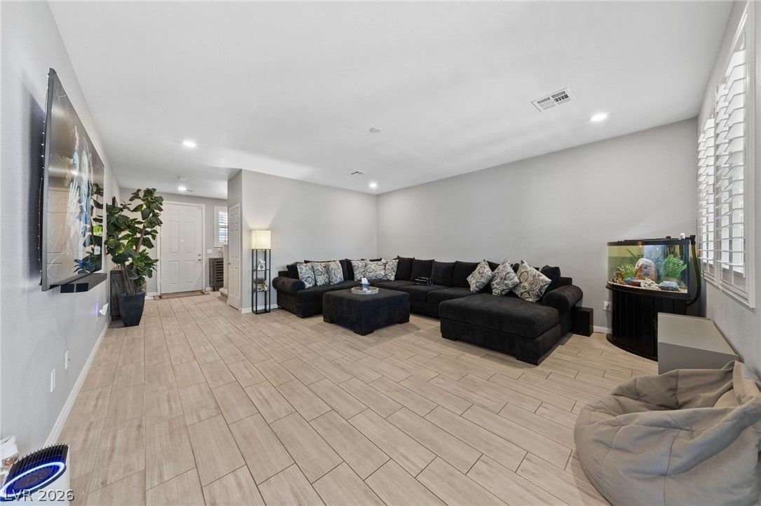 3854 Stadium Avenue — photo 5