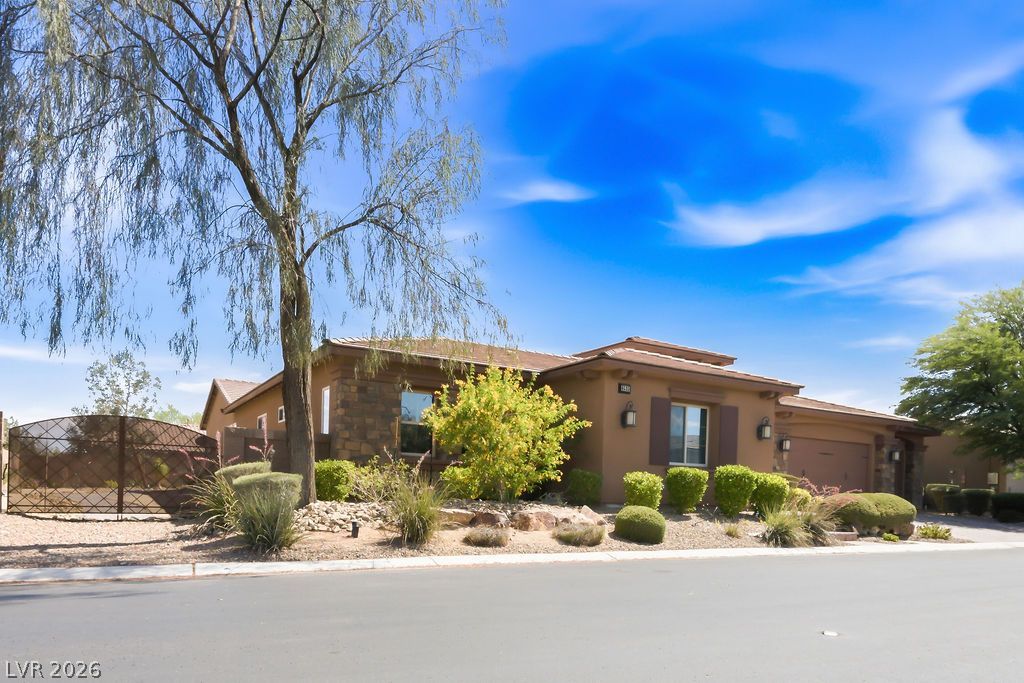 6535 Lyon Estates Avenue — photo 3