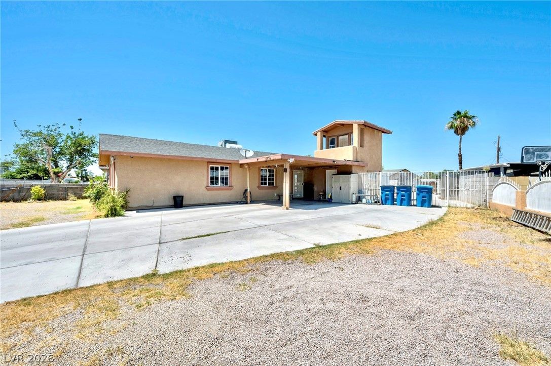 4792 Rita Drive — photo 3 of 26