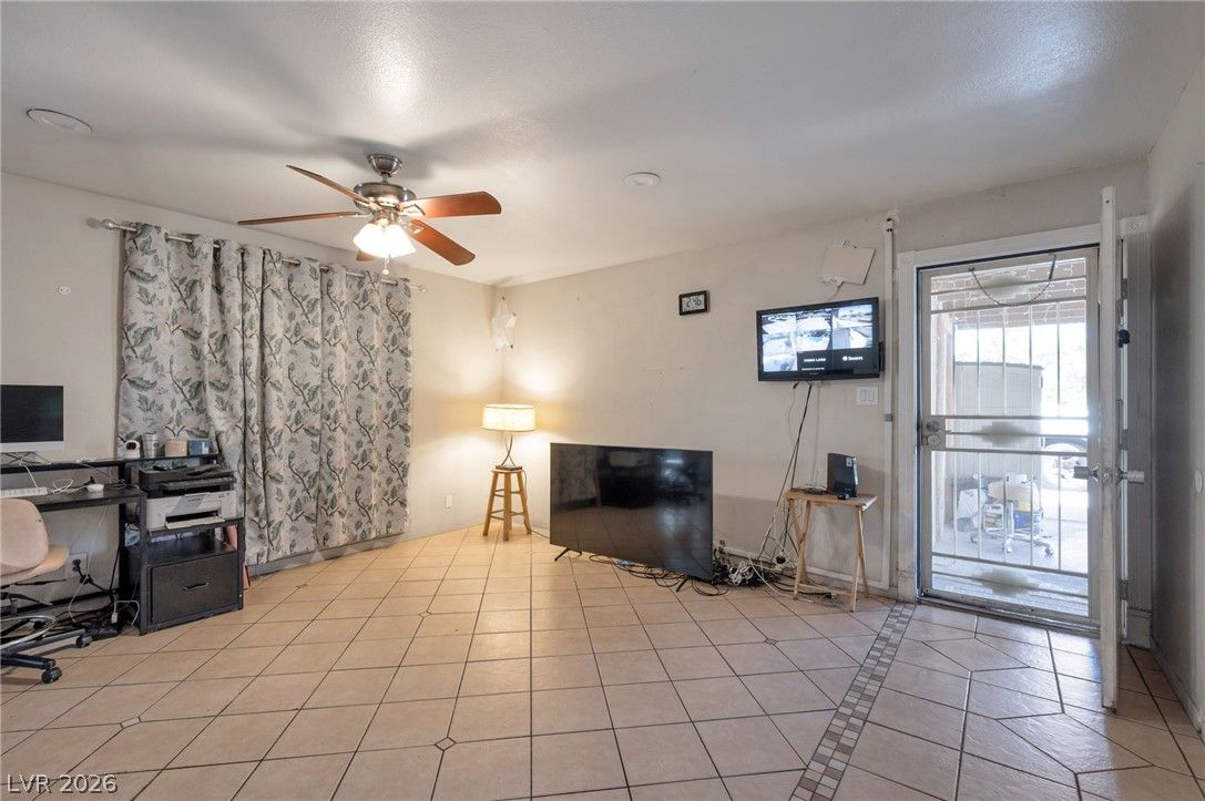 4792 Rita Drive — photo 5 of 26