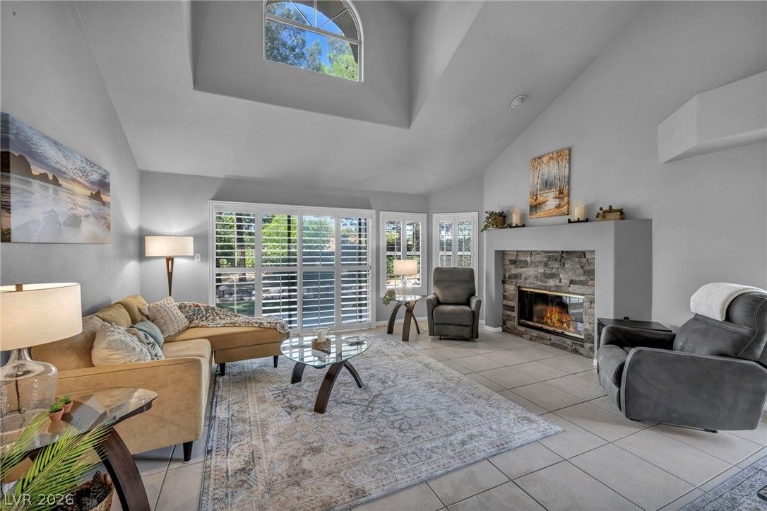 6954 Emerald Springs Lane — photo 3