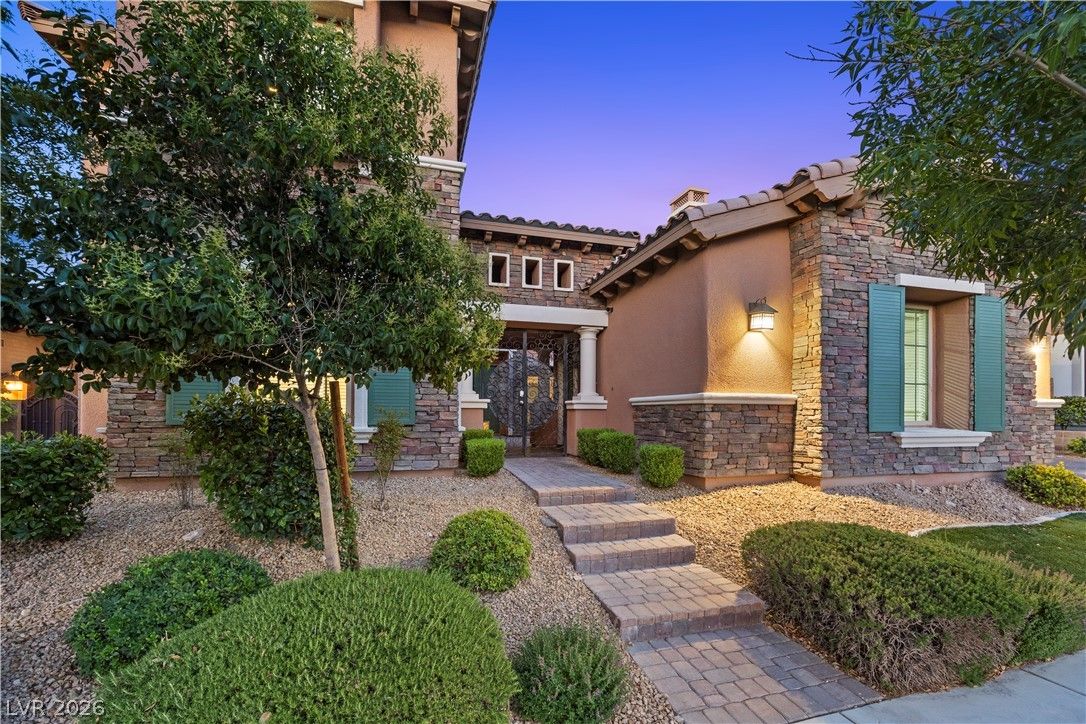 8 Tea Olive Drive — photo 2