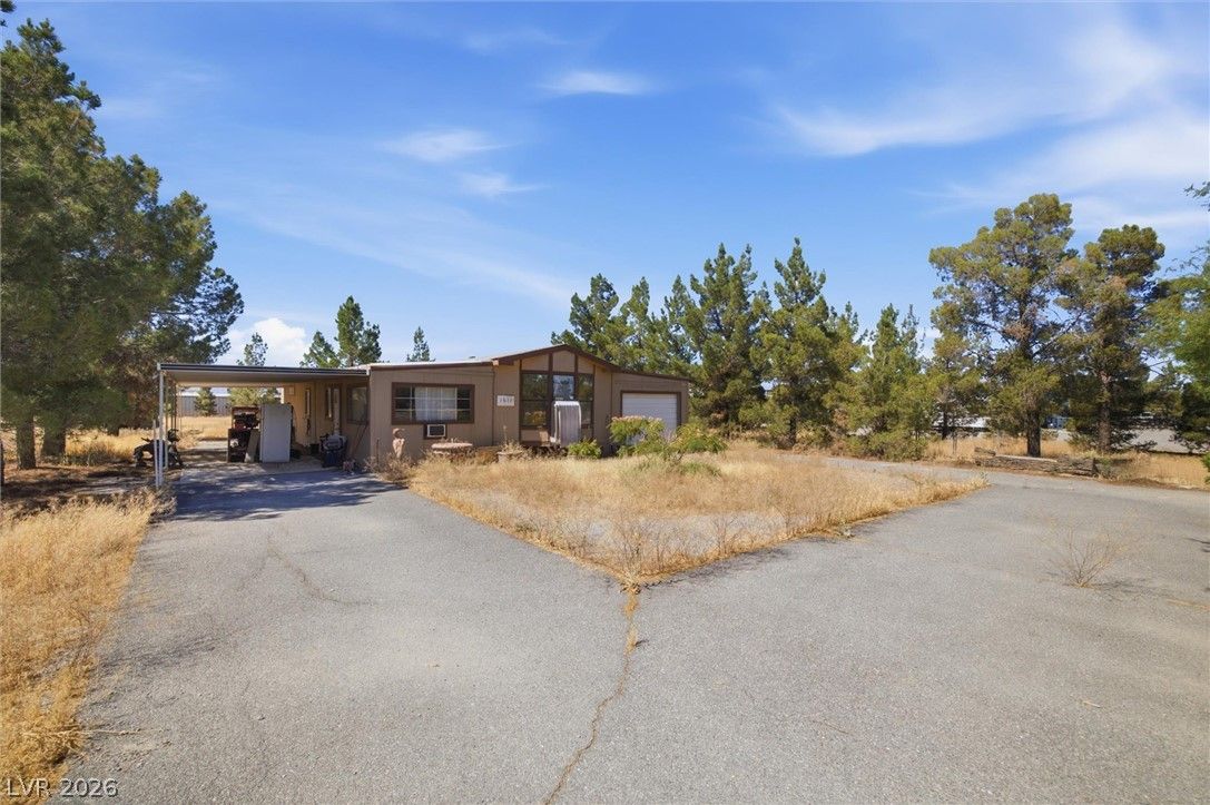 1611 Vondell Drive — photo 3