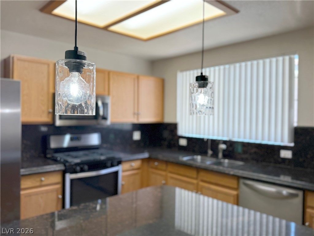 830 Carnegie Street 423 — photo 2