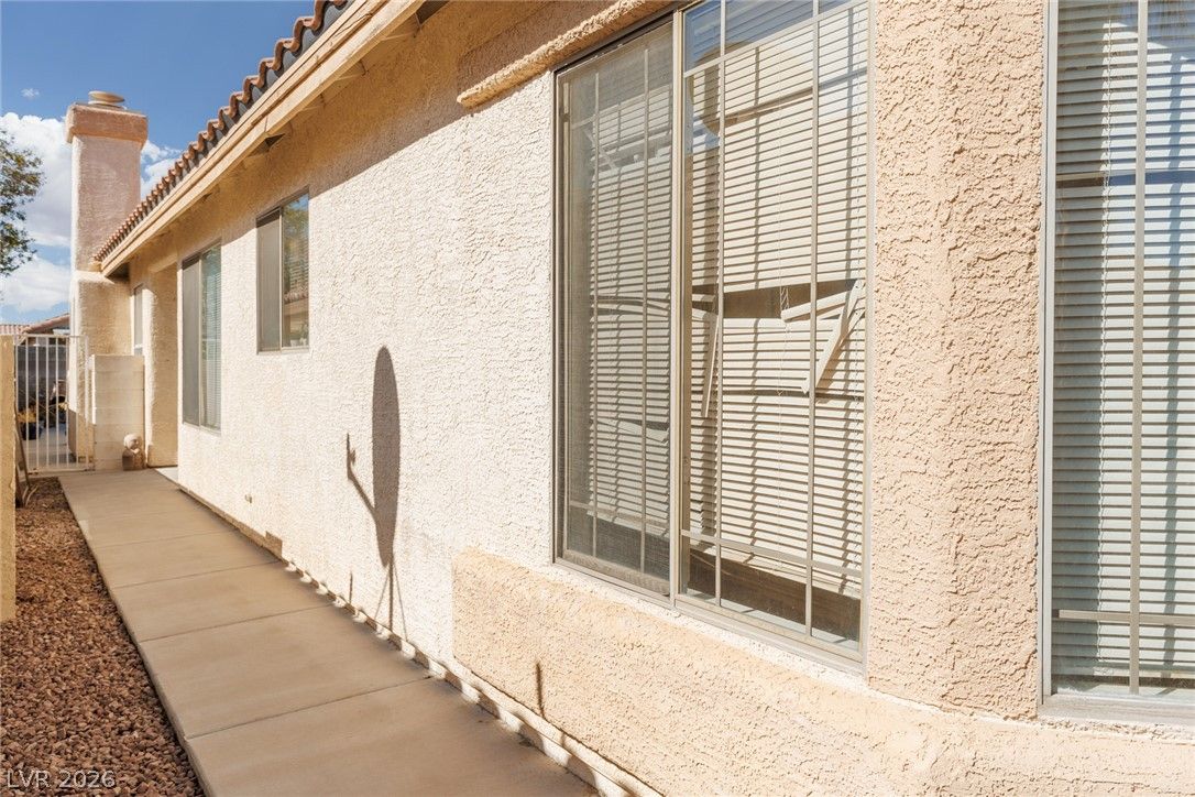 9311 Sailing Water Avenue — photo 3 of 29