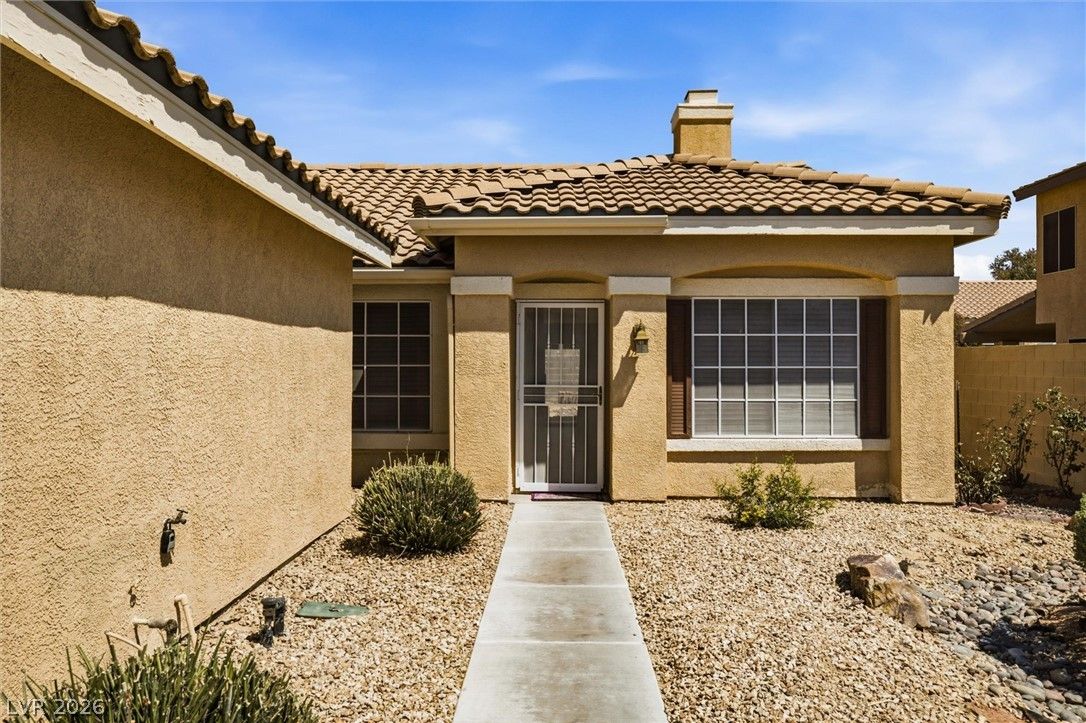 1536 Singing Bird Lane — photo 3 of 30