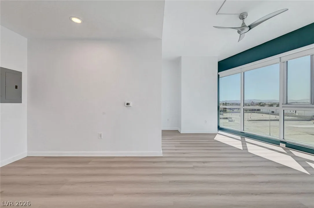 4575 Dean Martin Drive 602 — photo 2