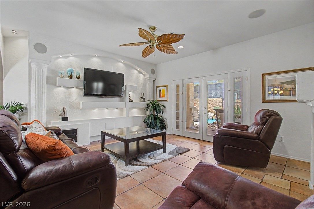 2328 Hardin Ridge Drive Drive — photo 4