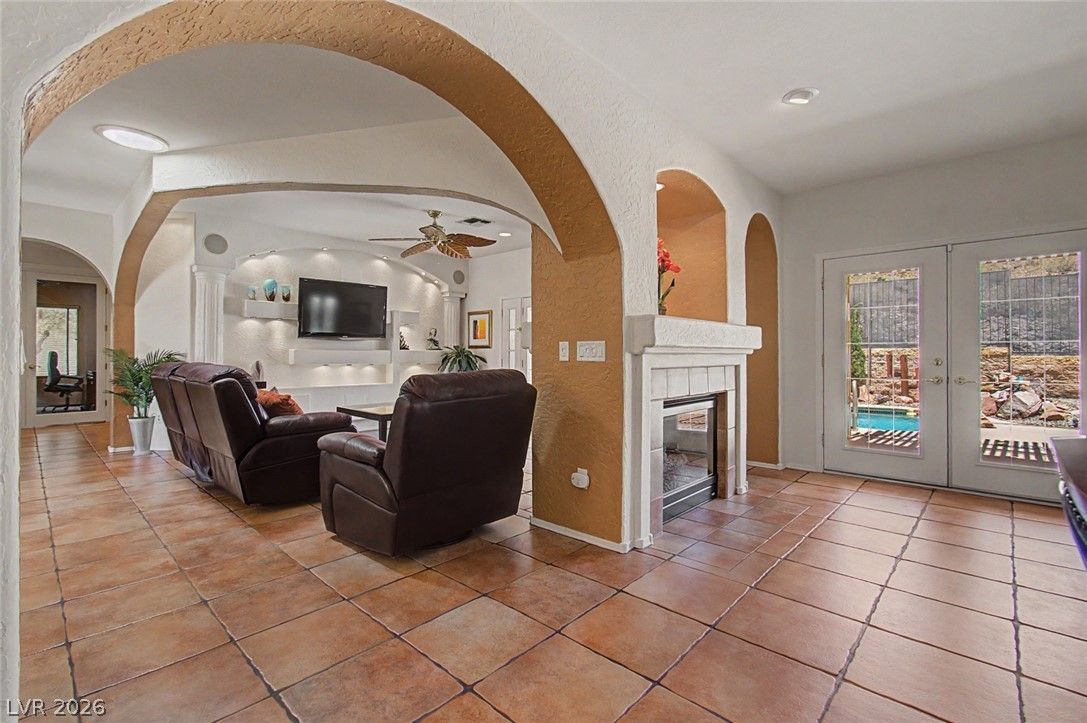 2328 Hardin Ridge Drive Drive — photo 5