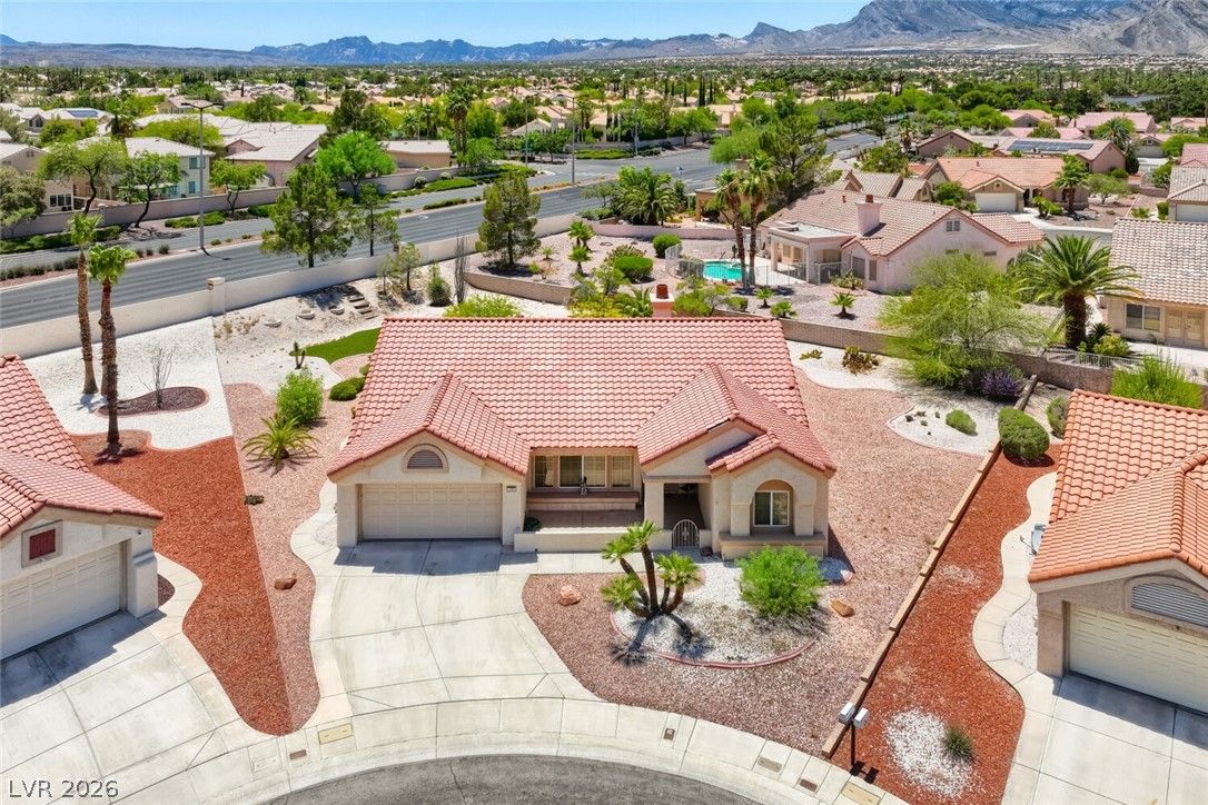 2405 Burke Court — photo 3